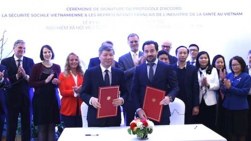 France, Vietnam boost co-operation in pharmaceutical system development